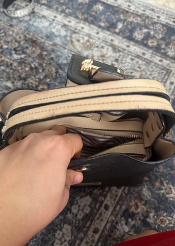 Tokalı Siyah Deri Kadın Çanta - Görsel 3