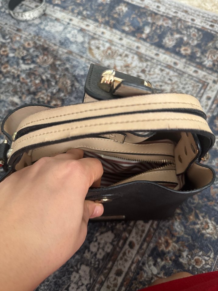 Tokalı Siyah Deri Kadın Çanta - Görsel 3