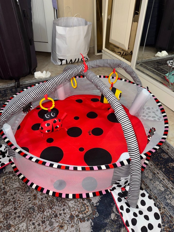 Renkli Uğur Böceği Desenli Bebek Oyun Halısı - Görsel 3