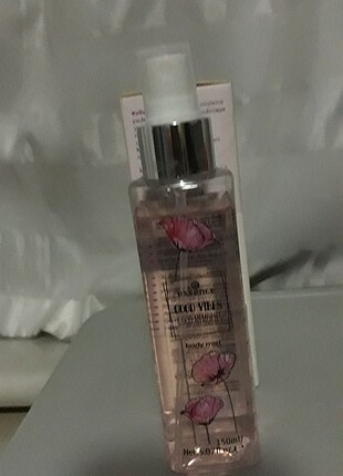 Essence Good Memories Body Mist 