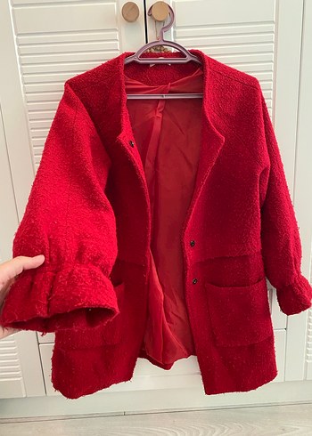 Kırmızı Cepli Kadın Kaban - Görsel 6