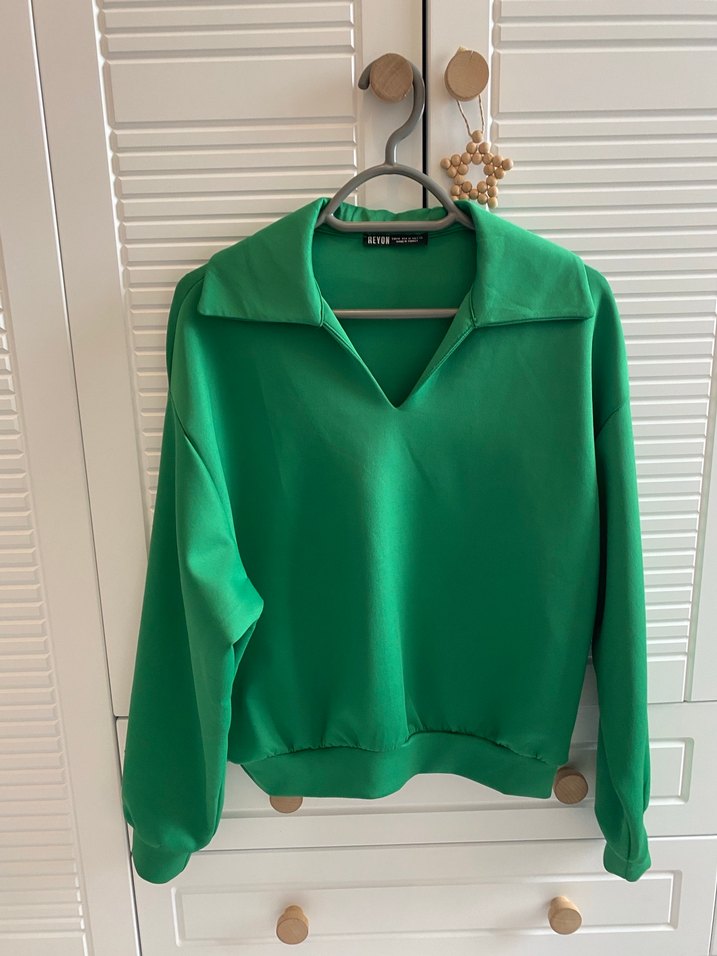 Yeşil V Yaka Kadın Sweatshirt - Görsel 3