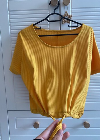 Sarı Keten Kısa Kollu Salaş Crop Top - Görsel 4