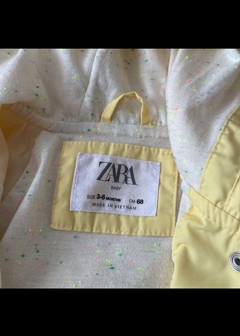 Zara sarı Sarı Kapüşonlu Kız Çocuk Yağmurluk - Görsel 2