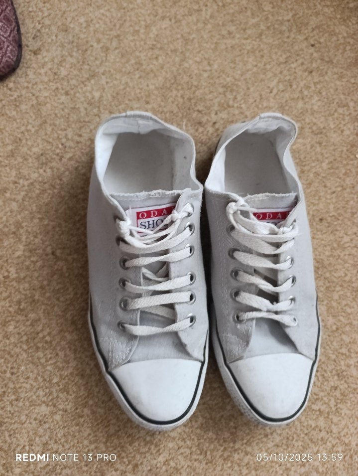 Beyaz Gri Spor Ayakkabı - Görsel 2