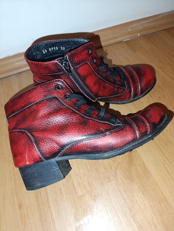 Kırmızı Deri Kadın Bot, Tokalı, Blok Topuklu - Görsel 2