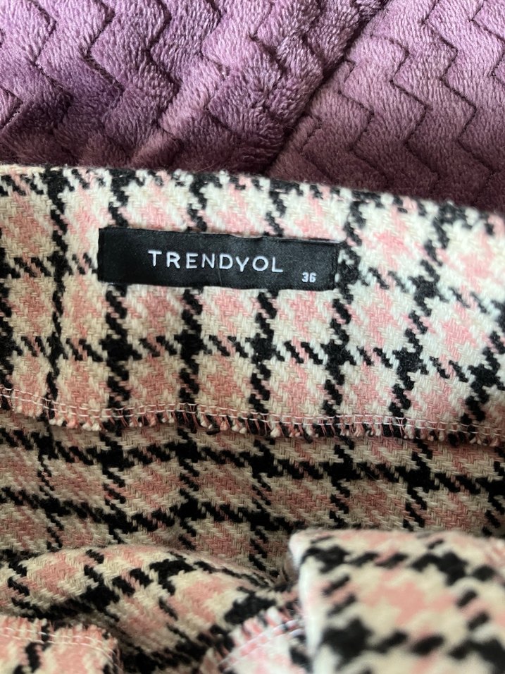 Trendyol tüvit pembe etek - Görsel 4