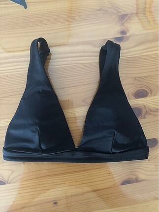 Bikini üst