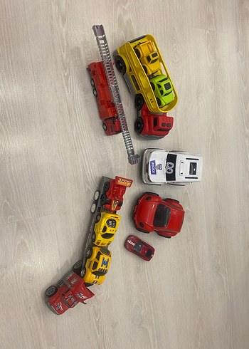 Renkli Oyuncak Çeşitli Arabalar 11 parça