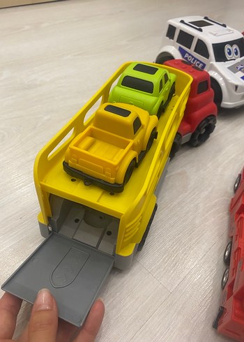 Renkli Oyuncak Çeşitli Arabalar 11 parça