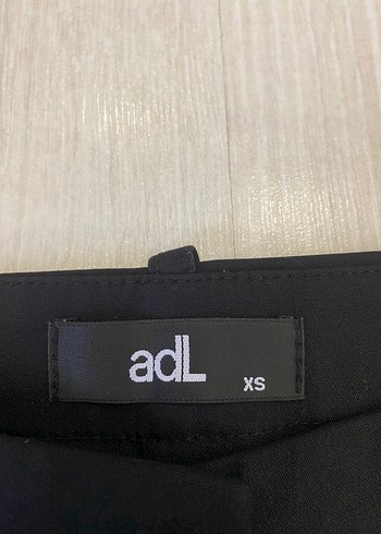 Adil Işık XS Düz Siyah Kadın Kumaş Pantolon - Görsel 9