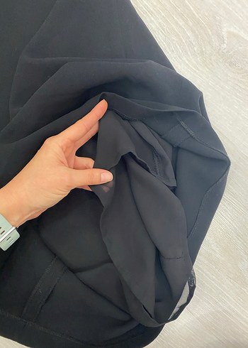 Mango XS Deri Detaylı Siyah V Yaka Kısa Elbise - Görsel 9