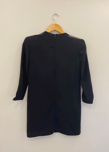 Mango XS Deri Detaylı Siyah V Yaka Kısa Elbise - Görsel 11