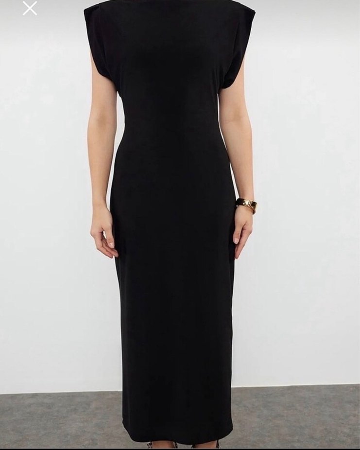 Siyah Yüksek Yakalı Midi Kadın Elbise - Görsel 2