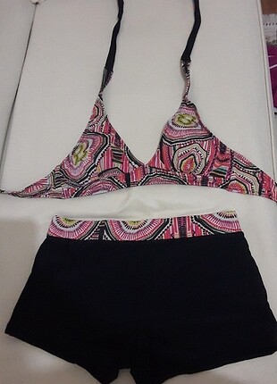 Şortlu bikini