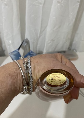 Estée Lauder Beautiful Kadın Parfümü - Görsel 4