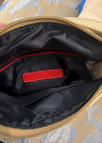 Tommy Hilfiger Altın Rengi Kadın Çapraz Çanta - Görsel 5
