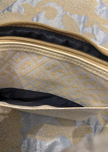 Tommy Hilfiger Altın Rengi Kadın Çapraz Çanta - Görsel 7