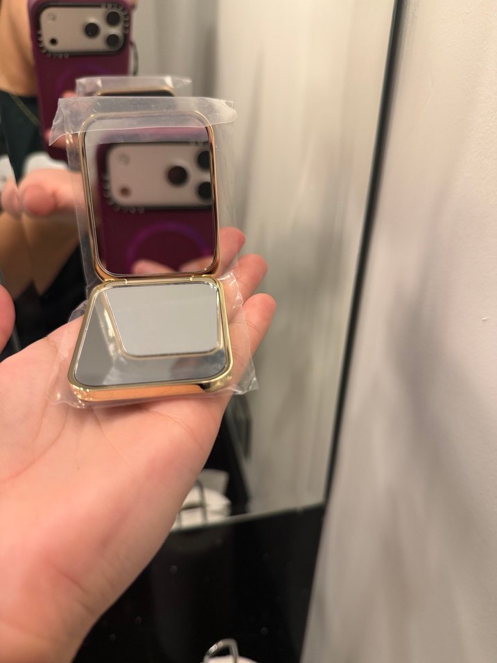 Miu Miu beauty kompakt ayna - Görsel 4