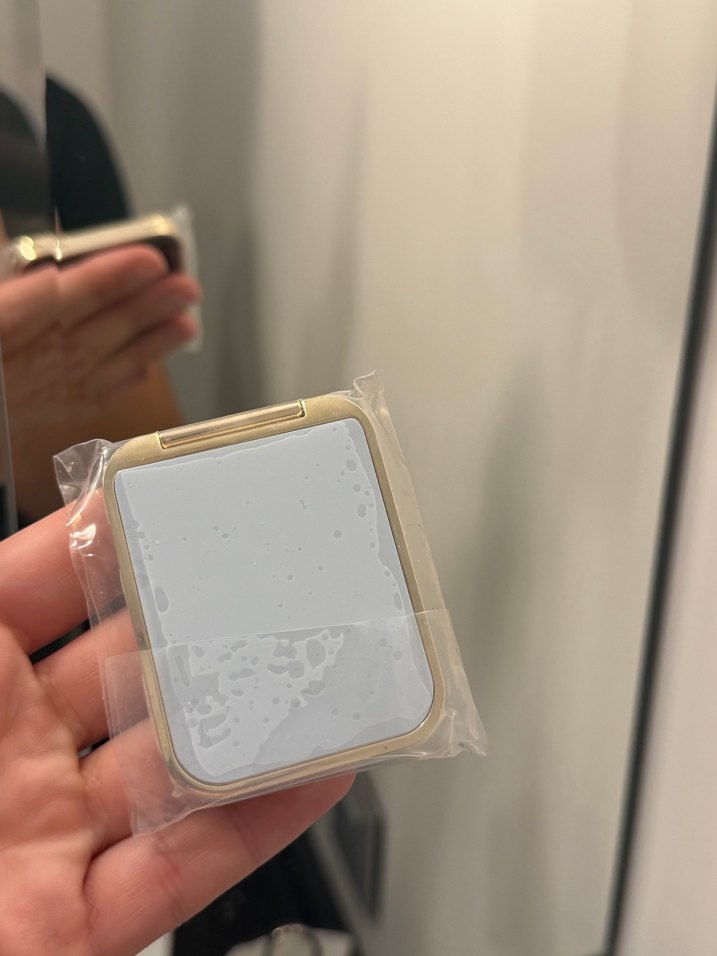 Miu Miu beauty kompakt ayna - Görsel 2