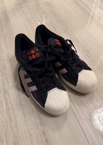 Adidas superstar ayakkabı - Görsel 2