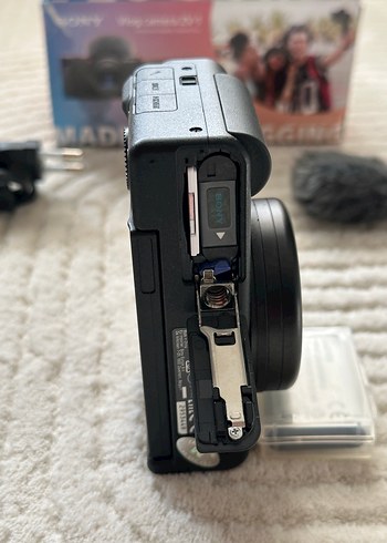 Sony Zv1 Zeiss Lens Kamera Sıfır Kondisyon - Görsel 11