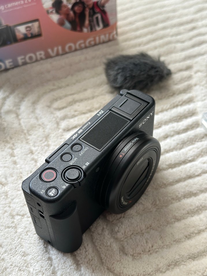 Sony Zv1 Zeiss Lens Kamera Sıfır Kondisyon - Görsel 5