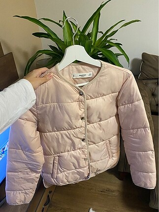Mango pudra pembe anorak mont