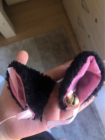 cat ear cosplay