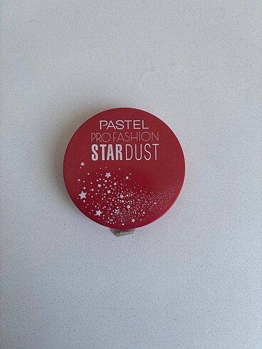 Pastel stardust highlighter