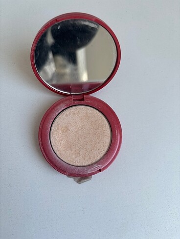 Beden Pastel stardust highlighter