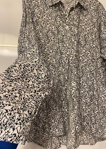 Gri Yılan Desenli Uzun Kollu Kadın Gömlek - Görsel 3