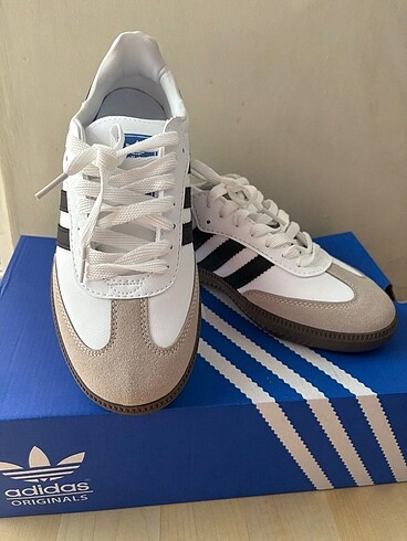 Adidas Samba