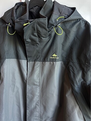 Decathlon yağmurluk