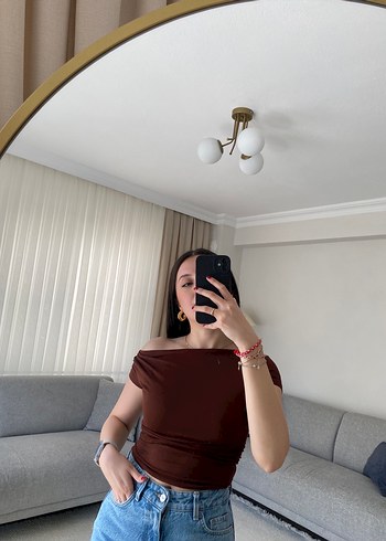 Zara Omuz detaylı kahve bluz
