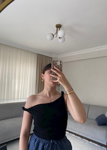 l Beden siyah Renk Omuz detaylı siyah bluz