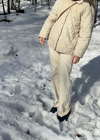 Trendyol Bej Düğmeli Kadın Ceket kapitone - Görsel 2