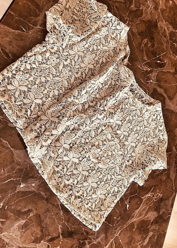 Mini cep detaylı güpür dantel crop bluz - Görsel 3