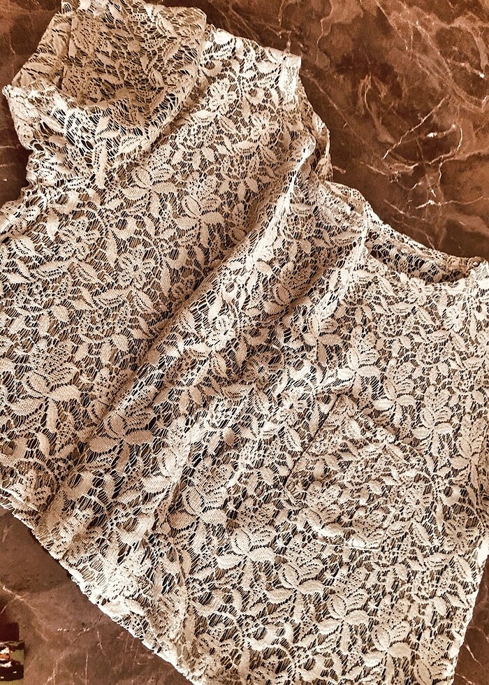 Mini cep detaylı güpür dantel crop bluz - Görsel 5