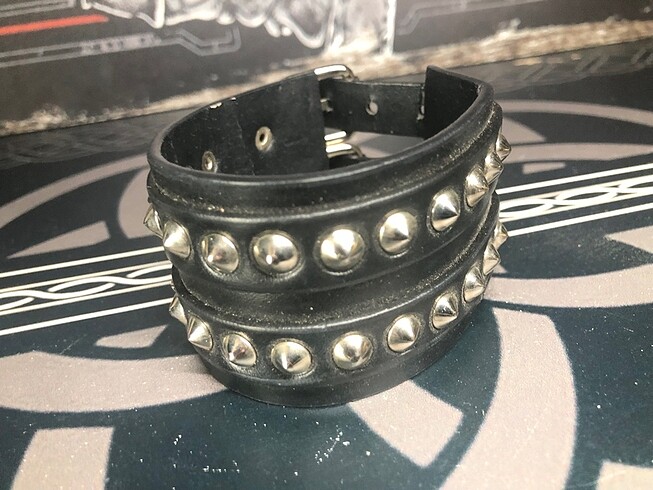 Gothic Spike deri bileklik