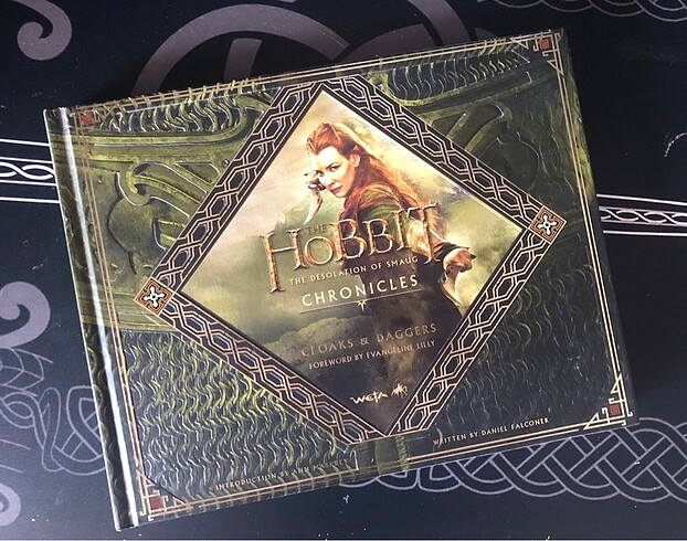 The Hobbit chronicles art book