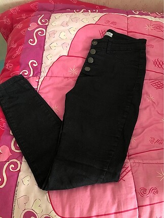 Siyah kot pantolon