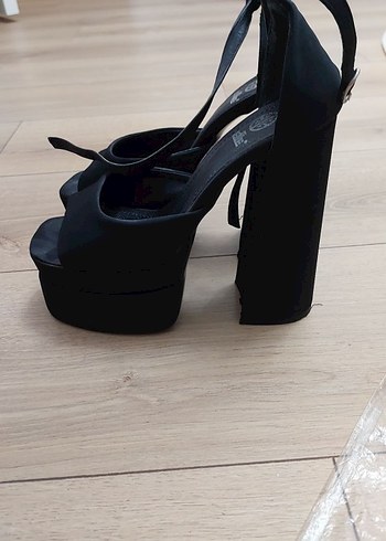 37 Beden Siyah Goth Platform Topuklu Ayakkabı