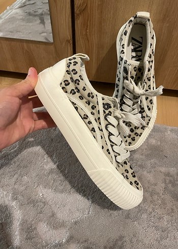 Bej Leopar Desenli Kadın zara Spor Ayakkabı - Görsel 4