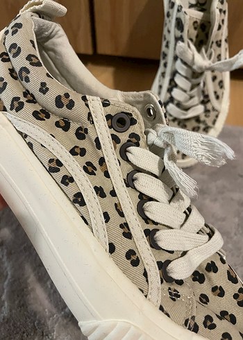 Bej Leopar Desenli Kadın zara Spor Ayakkabı - Görsel 5