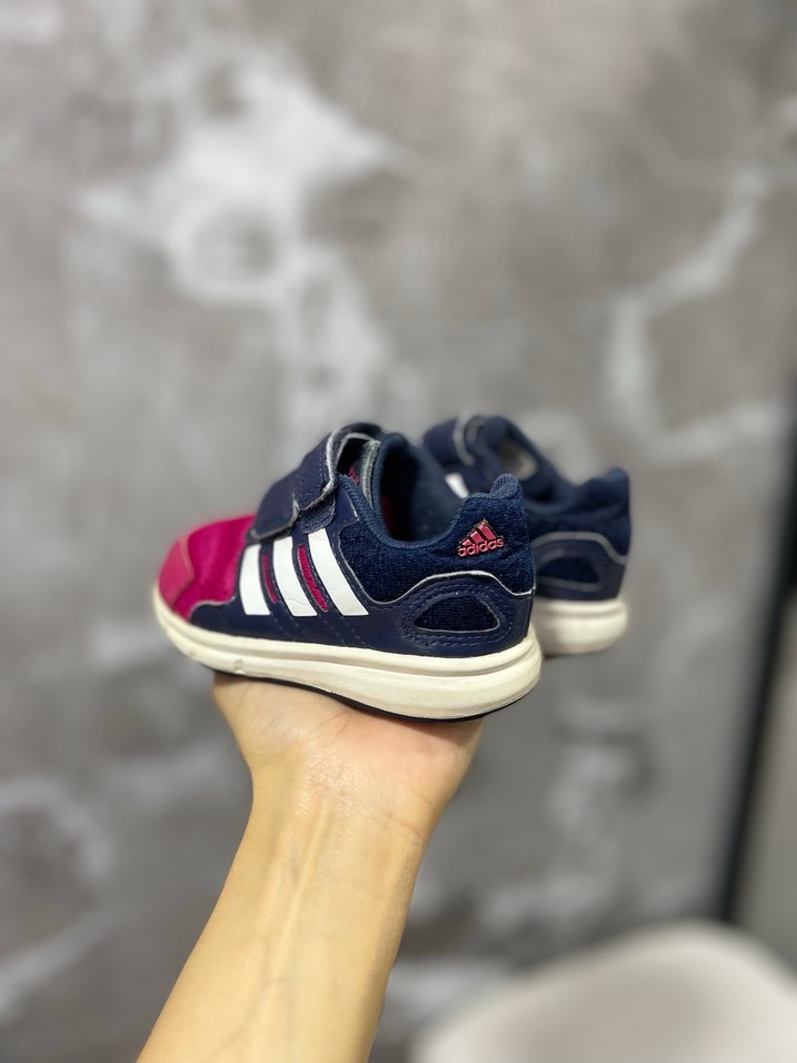 Kız Çocuk orjinal adidas spor ayakkabı - Görsel 4