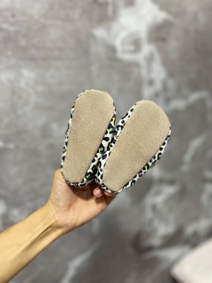 Kaymaz tabanlı çocuk patiği - Görsel 3