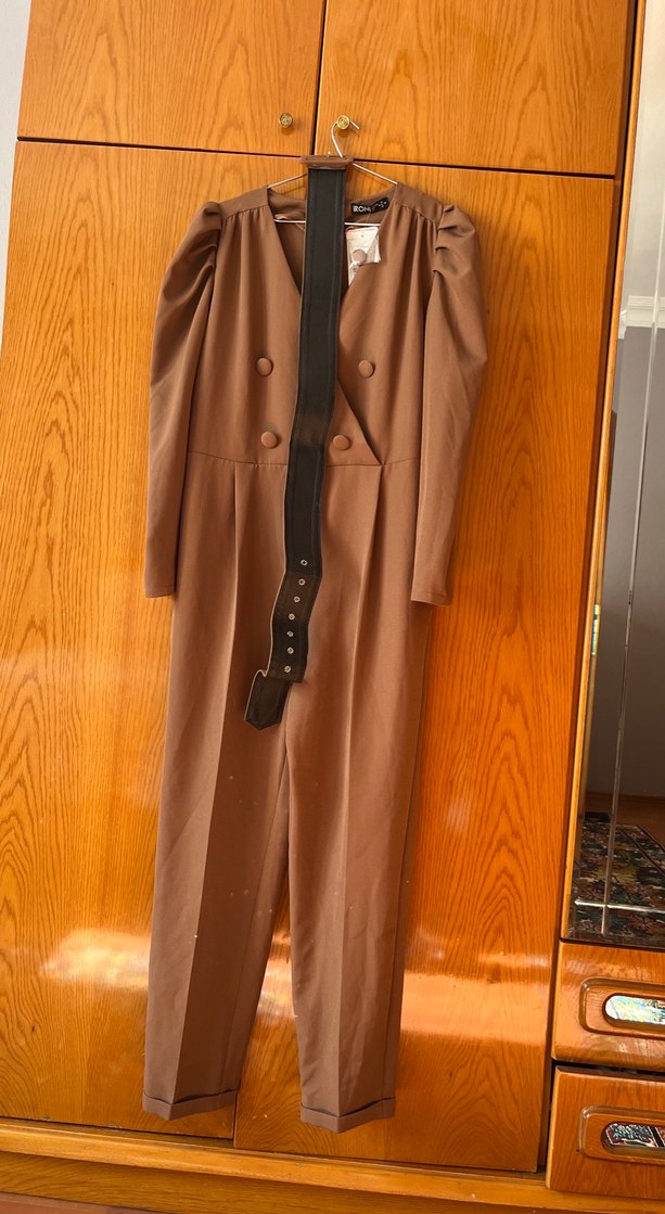 Bej Düğmeli Uzun Kollu Kadın Tulum - Görsel 3