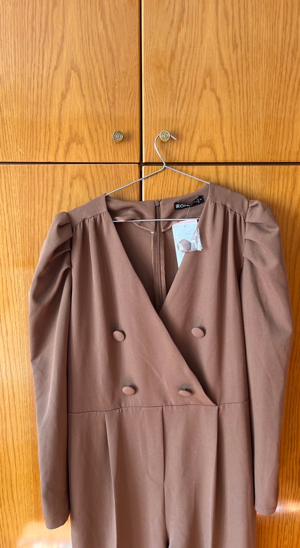 Bej Düğmeli Uzun Kollu Kadın Tulum - Görsel 2