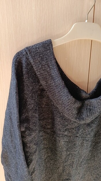 H&M Kazak